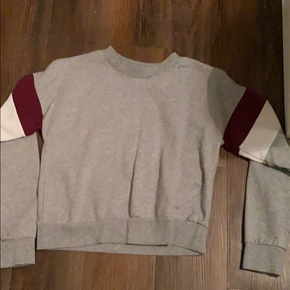 I am selling this item because it does not fit me